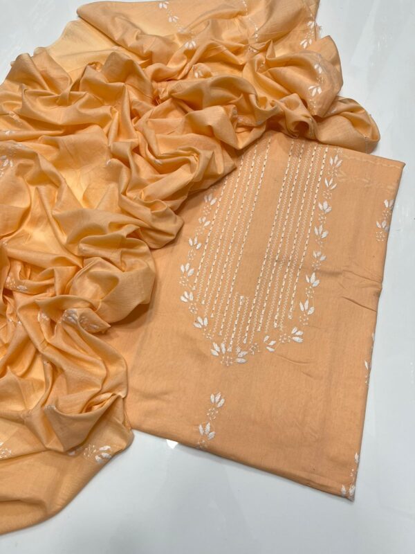 Dupatta Lawn Embroidered 3 Piece - Image 4