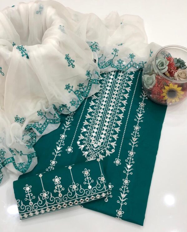 Chiffon Embroidery 3 PIECE - Image 4