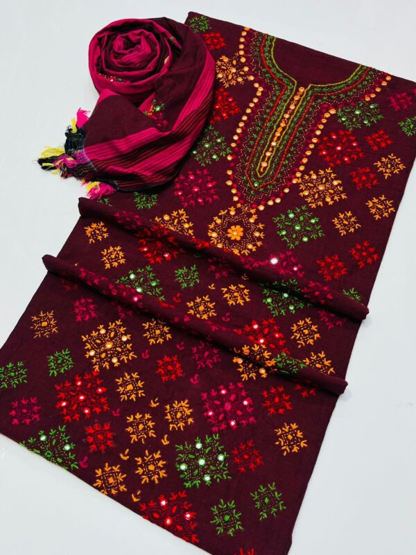 Karandi Khadi Embroidery 3 Pcs - Image 9