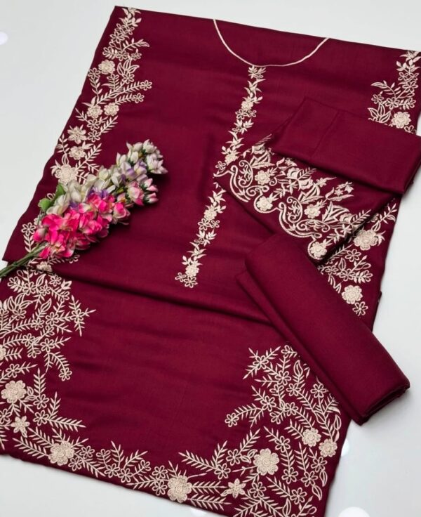 Dhanak Stuff With Embroidery 2 Pcs